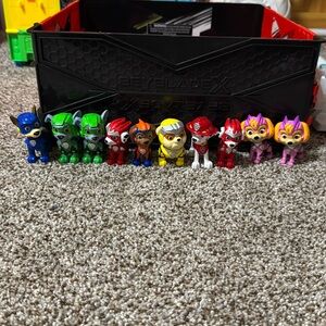 Paw Patrol Figures 10 Plus Metal Chase Dino Car